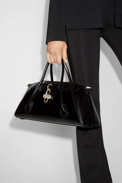 Look 2